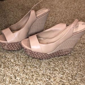 Gianni Bini Nude Wedges